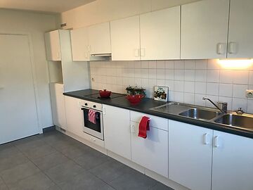 RUIM, LICHTRIJK APPARTEMENT