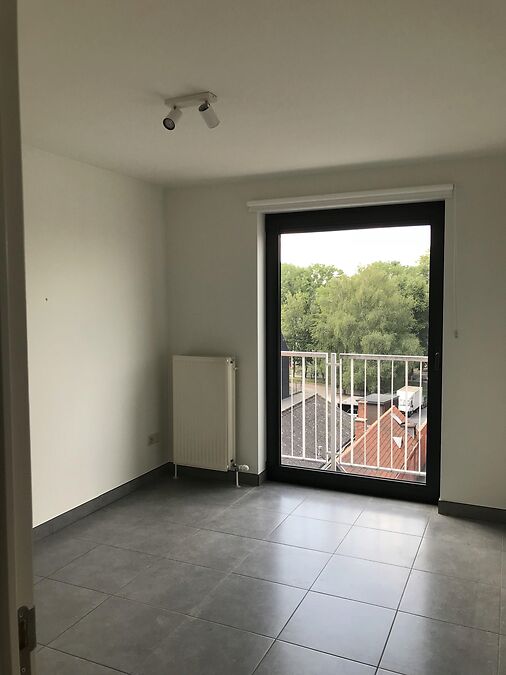 FRIS, RUIM APPARTEMENT